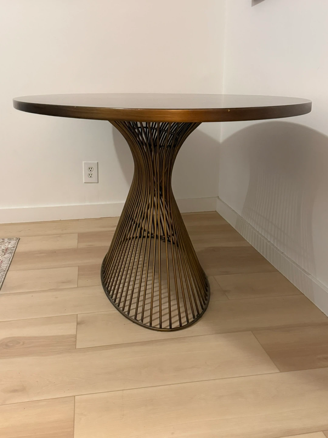 Table - photo 3
