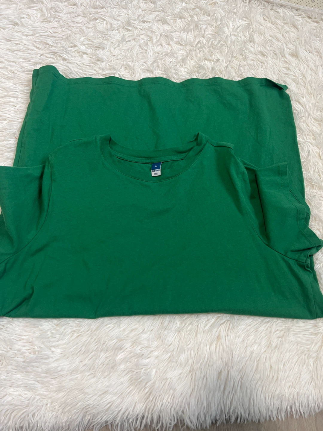 Old Navy Green T-Shirt