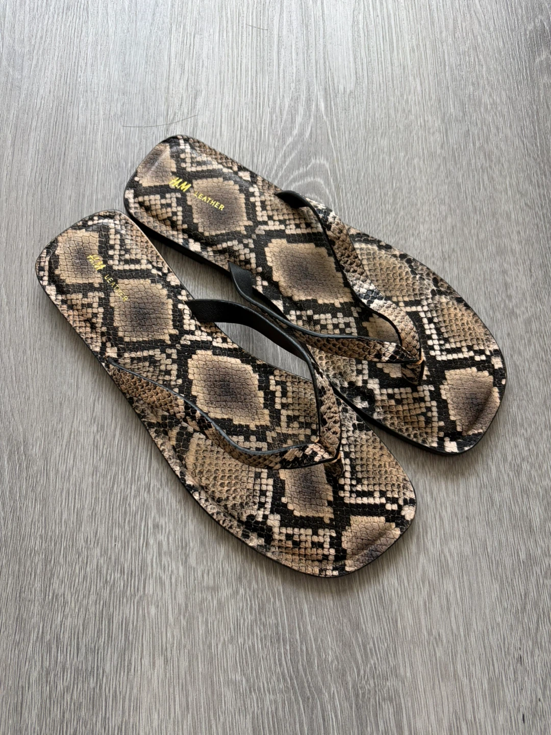 Genuine Leather Flip Flops - Snake Print Size 39