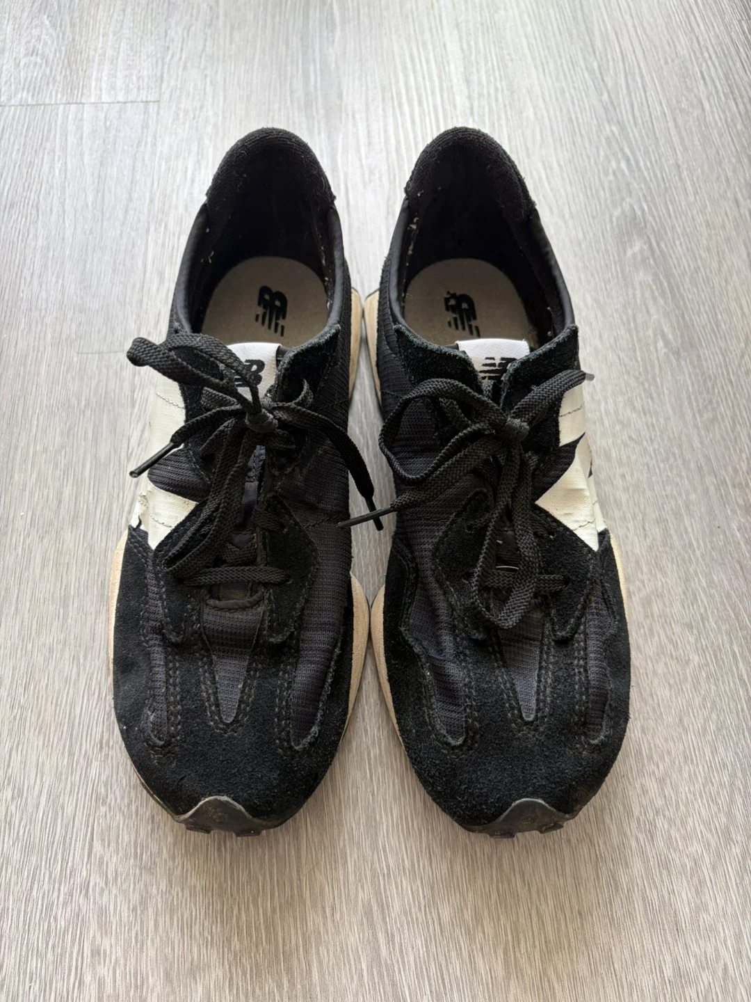 New Balance 327 Black Sneakers - photo 2