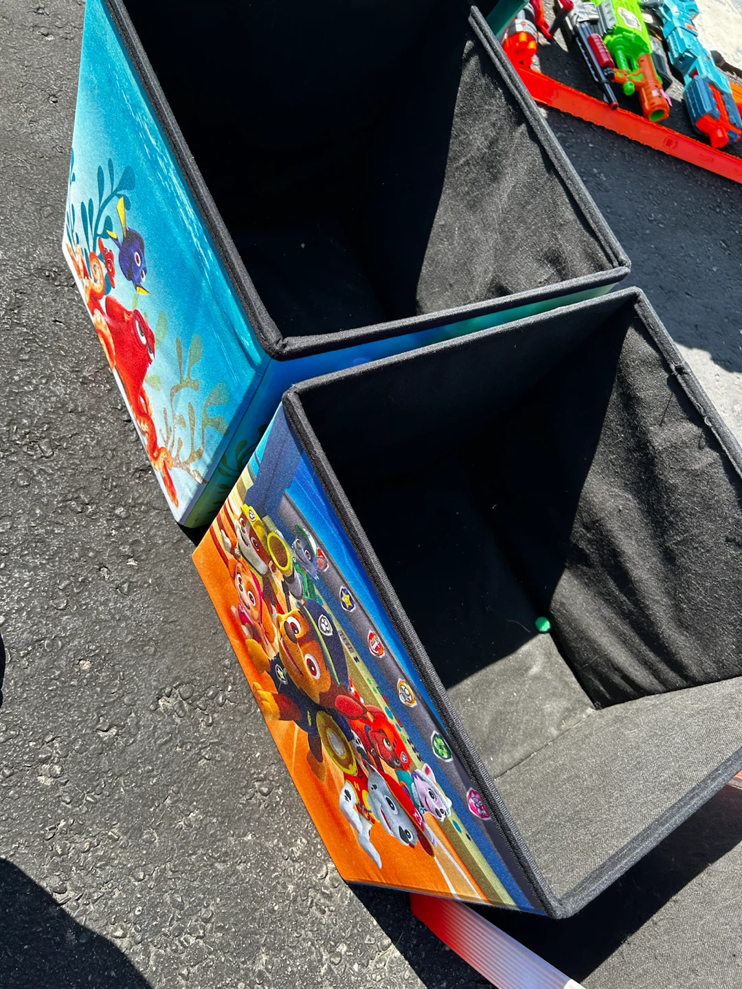 Storage box