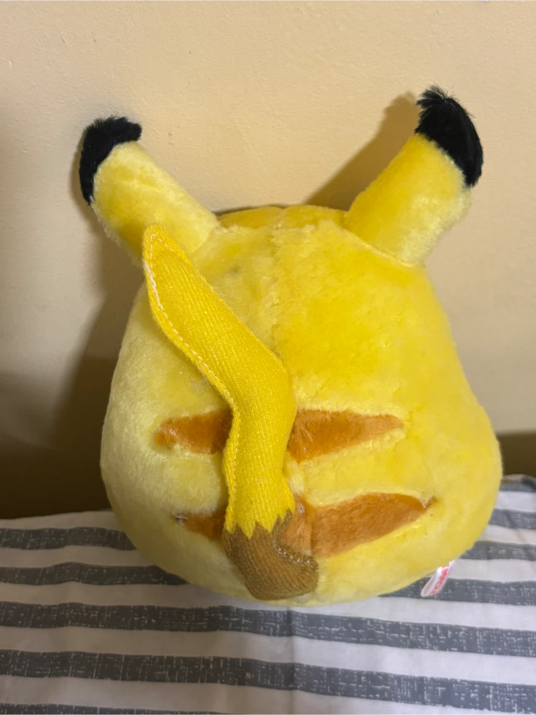 Vintage tomy pikachu plush - photo 2
