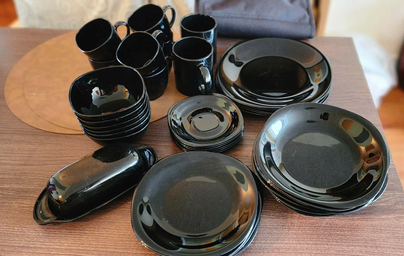 Black Dinnerware Set