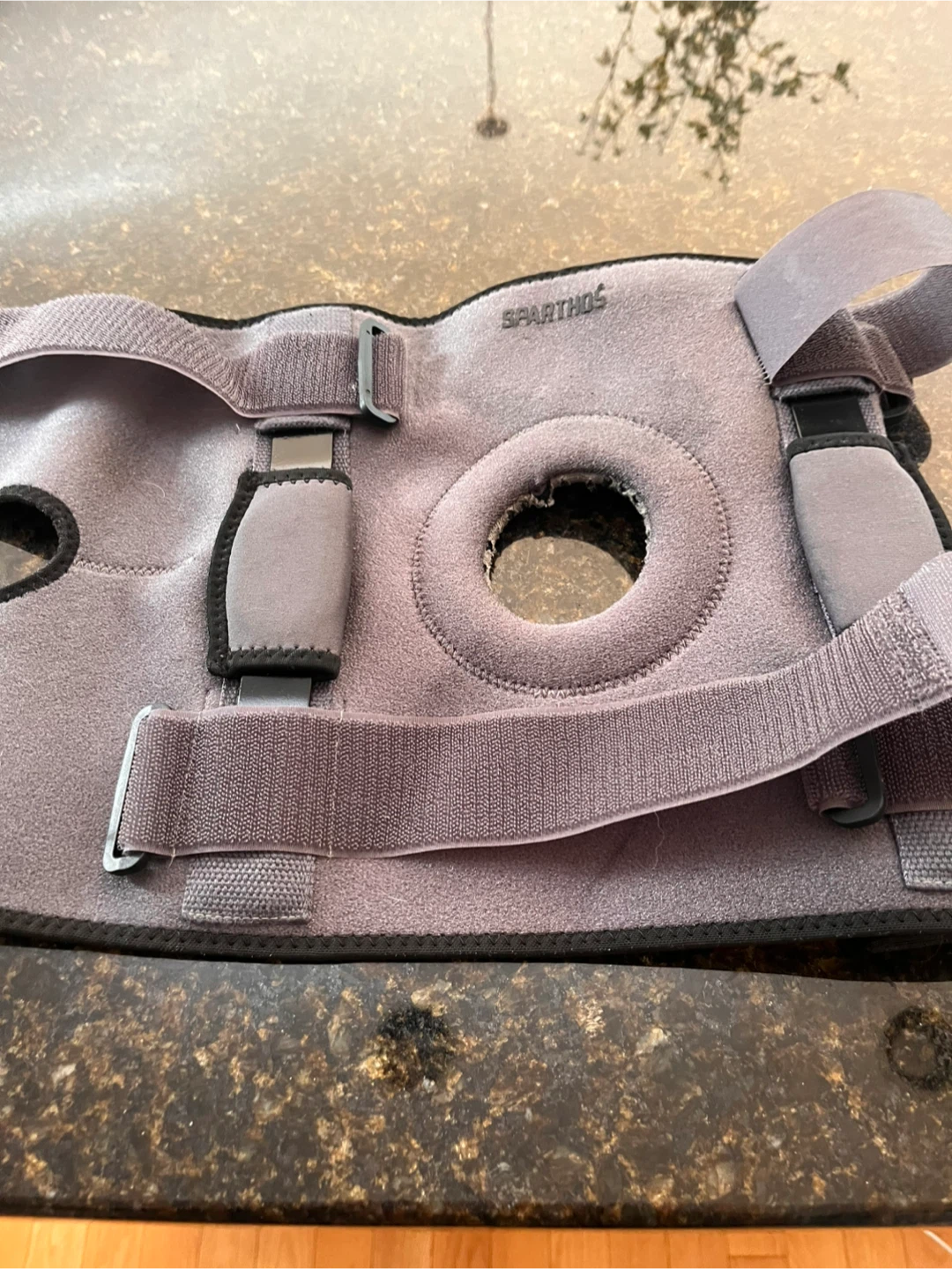SPARTHOS Knee Brace Support