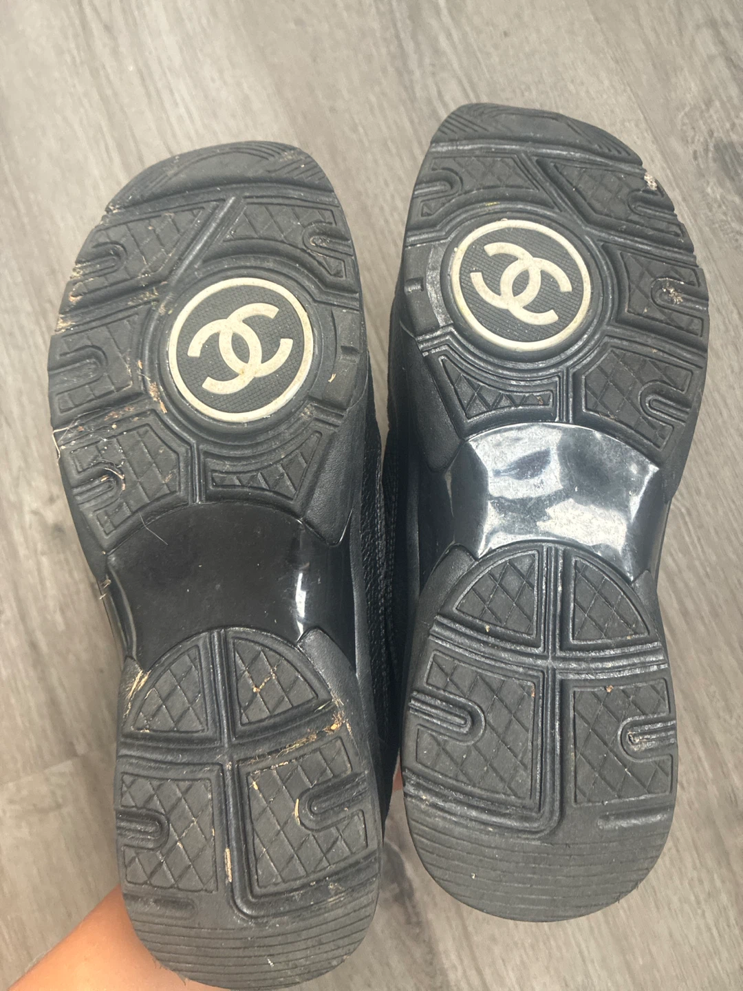 CHANEL  Black Sneakers - photo 3