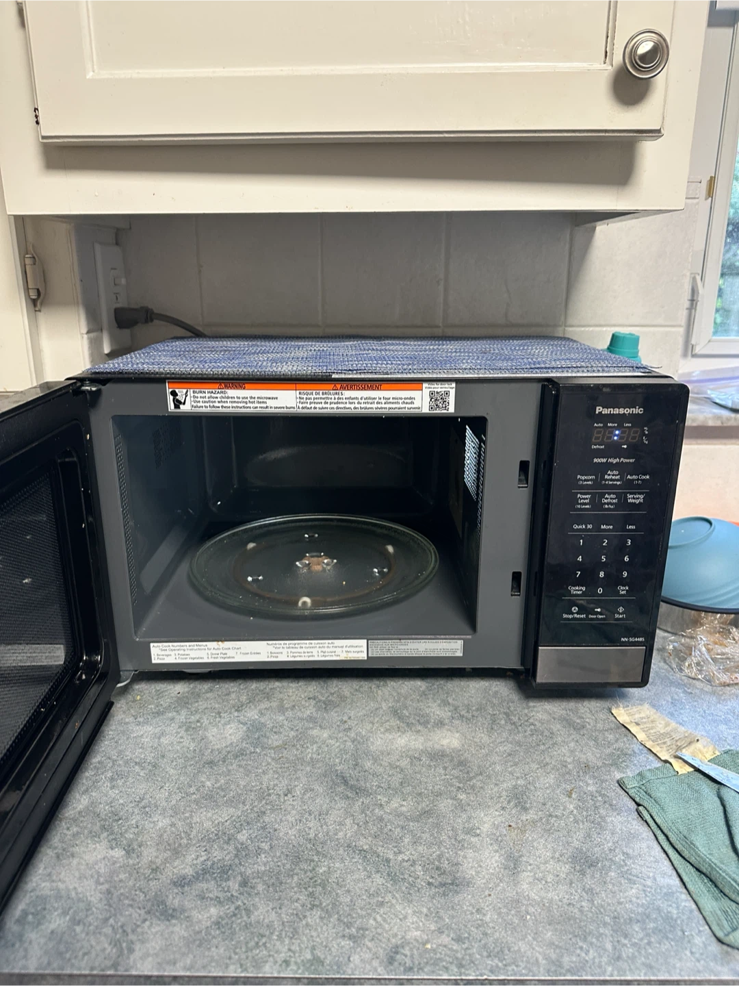 Panasonic Microwave Oven - photo 4