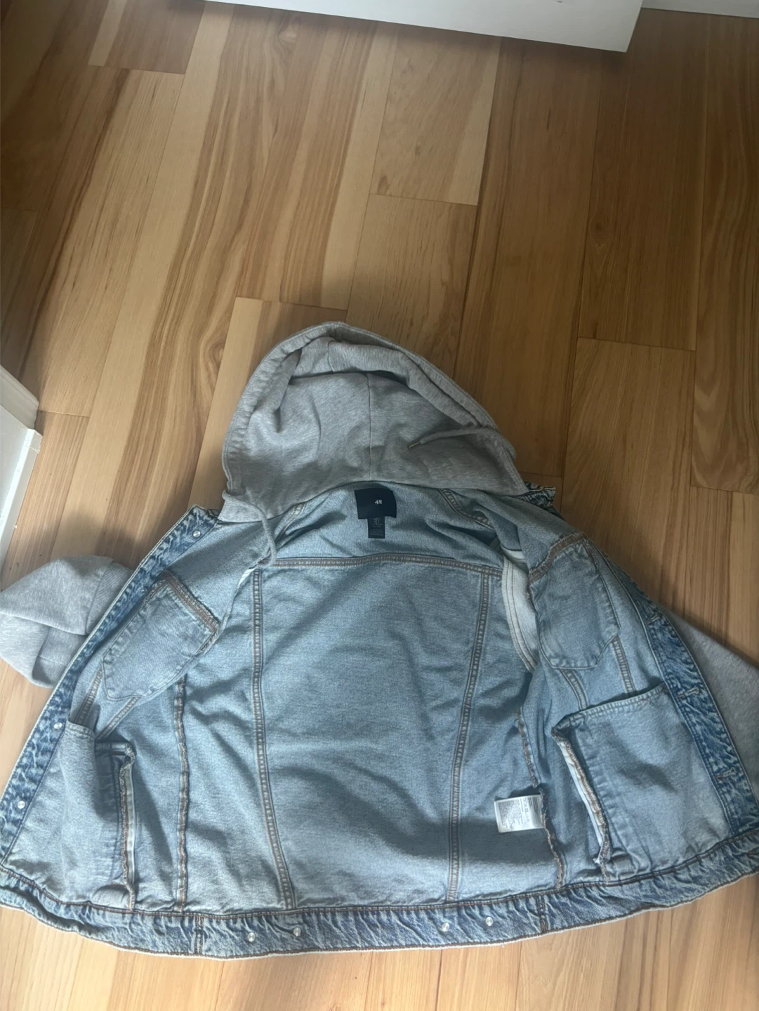 H&M Hooded Denim Jacket - photo 3