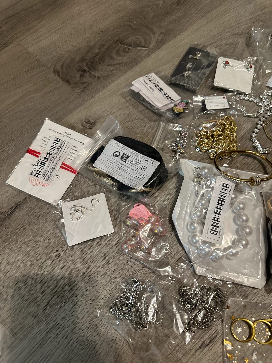 Huge NEW Jewelry & Accessories Bundle #4– Take All - photo 3