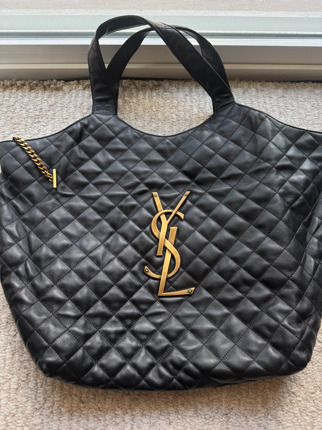 Yves Saint Laurent Black Quilted Leather Tote Bag - photo 2
