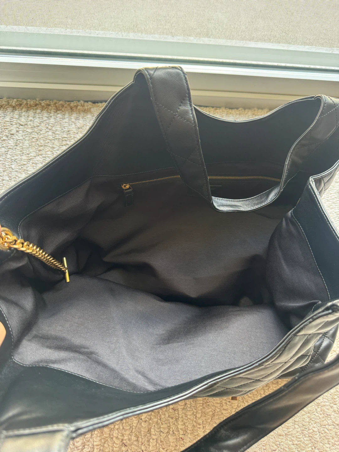 Yves Saint Laurent Black Quilted Leather Tote Bag - photo 3