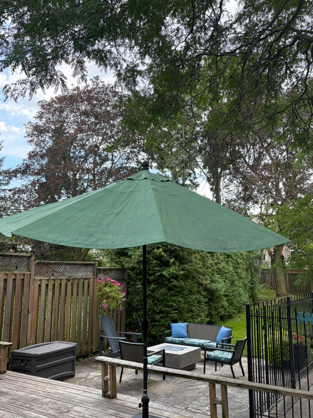 10 Foot Green Patio Umbrella - photo 2