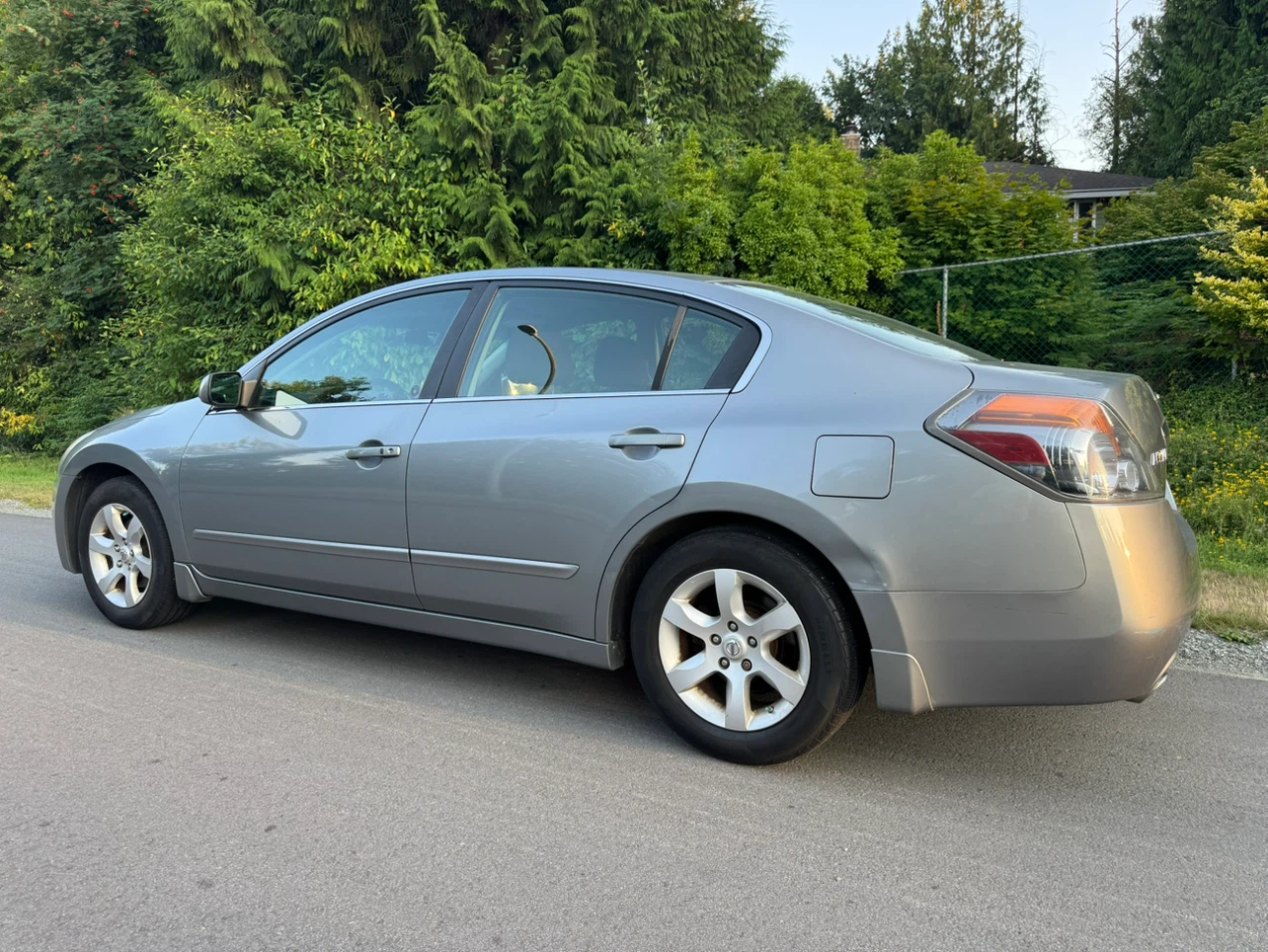 2009 Nissan Altima Sedan 4cyl!! - photo 4