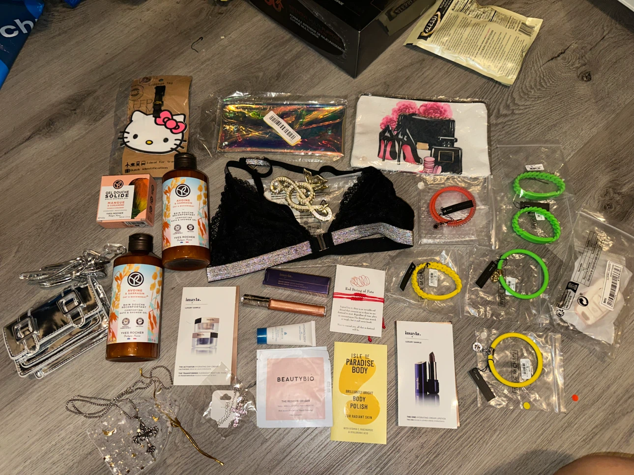 NEW Beauty + Accessories Bundle #6 – Marc Jacobs + - photo 2