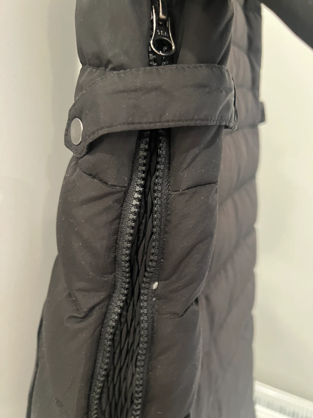 Pre-loved Seraphine Maternity Winter Jacket Size 4 - photo 5