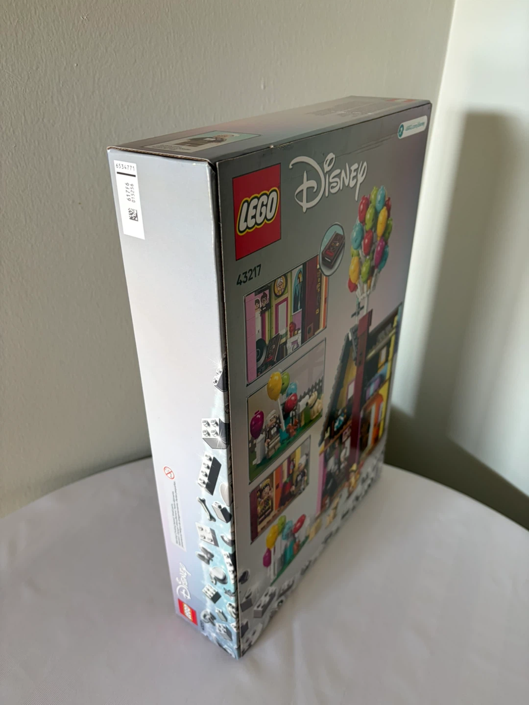 New! LEGO Disney "Up" House 43217 - photo 2