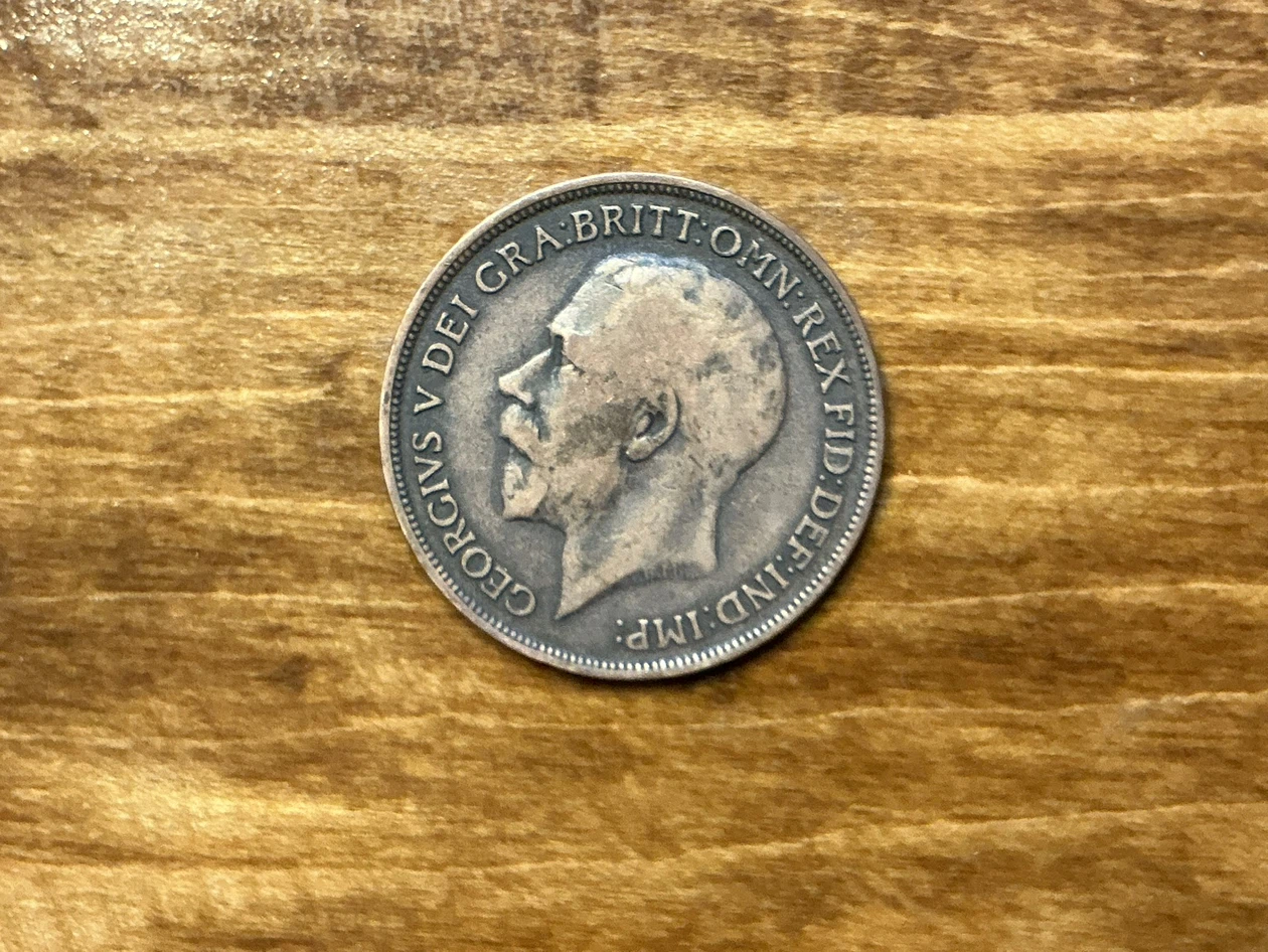 1917 Britain One Penny Coin ! - photo 4