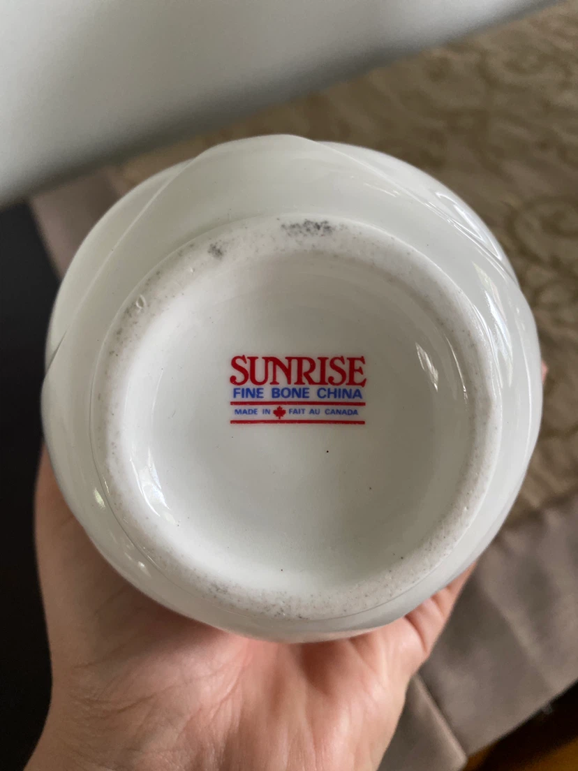 Sunrise Fine Bone China Vase with Floral Design - photo 2