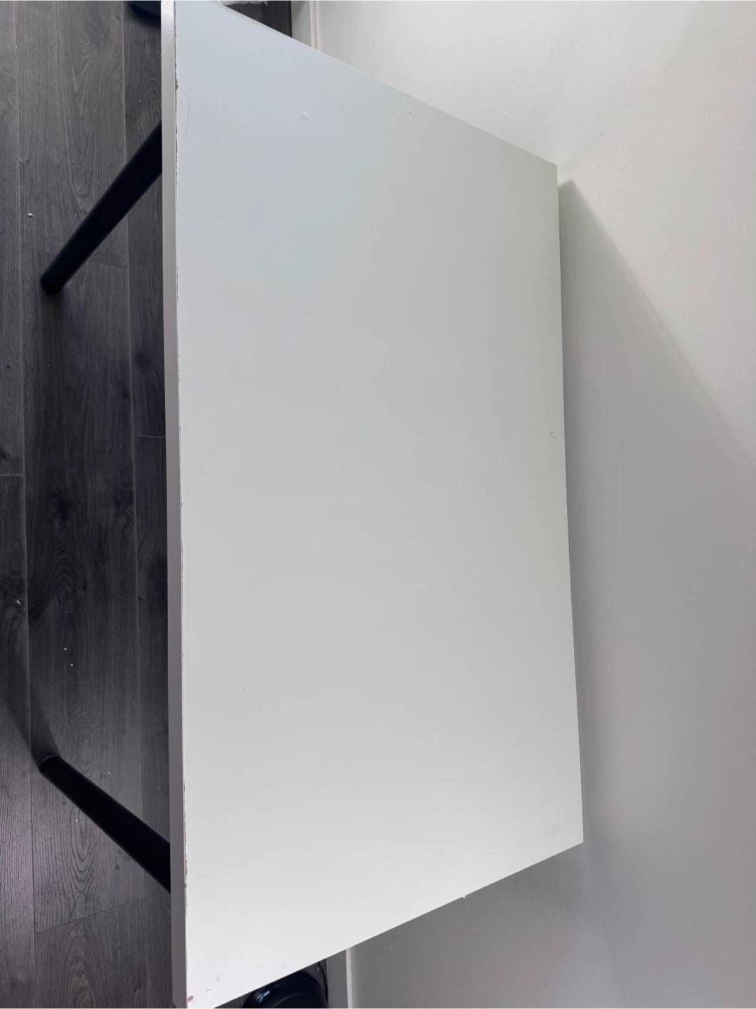 🚨MUST GO- MOVE OUT SALE-IKEA WHITE DESK - photo 2