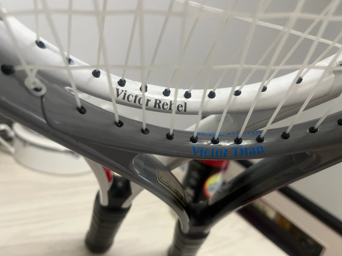 Victor Rebel & Titan Tennis Racquets with Penn Tennis Balls - photo 2