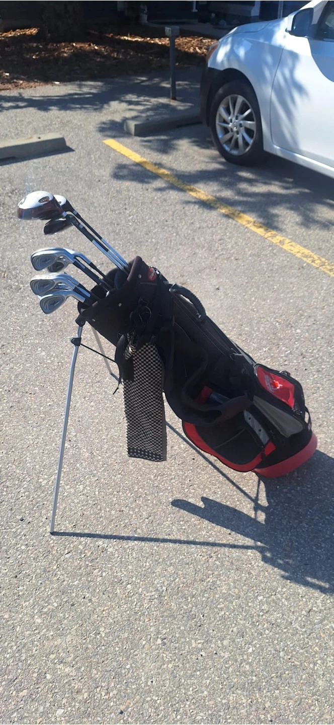Canadian Golf Club Set with Bag