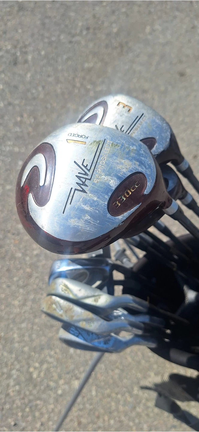 Canadian Golf Club Set with Bag - photo 2