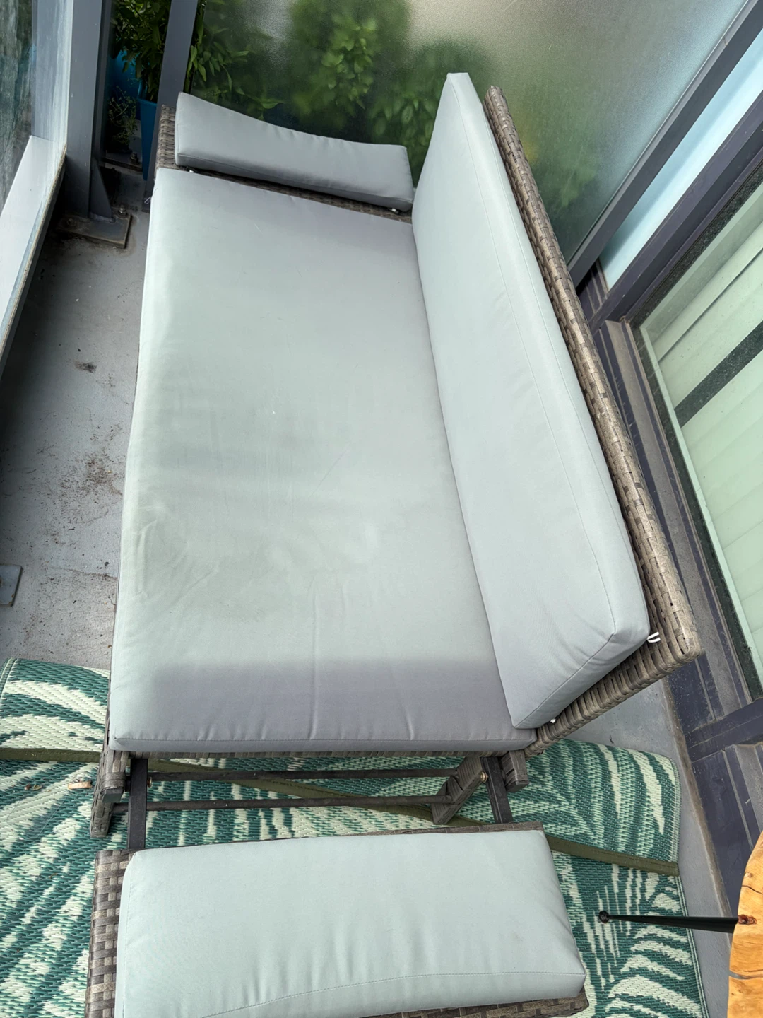Patio couch - photo 5