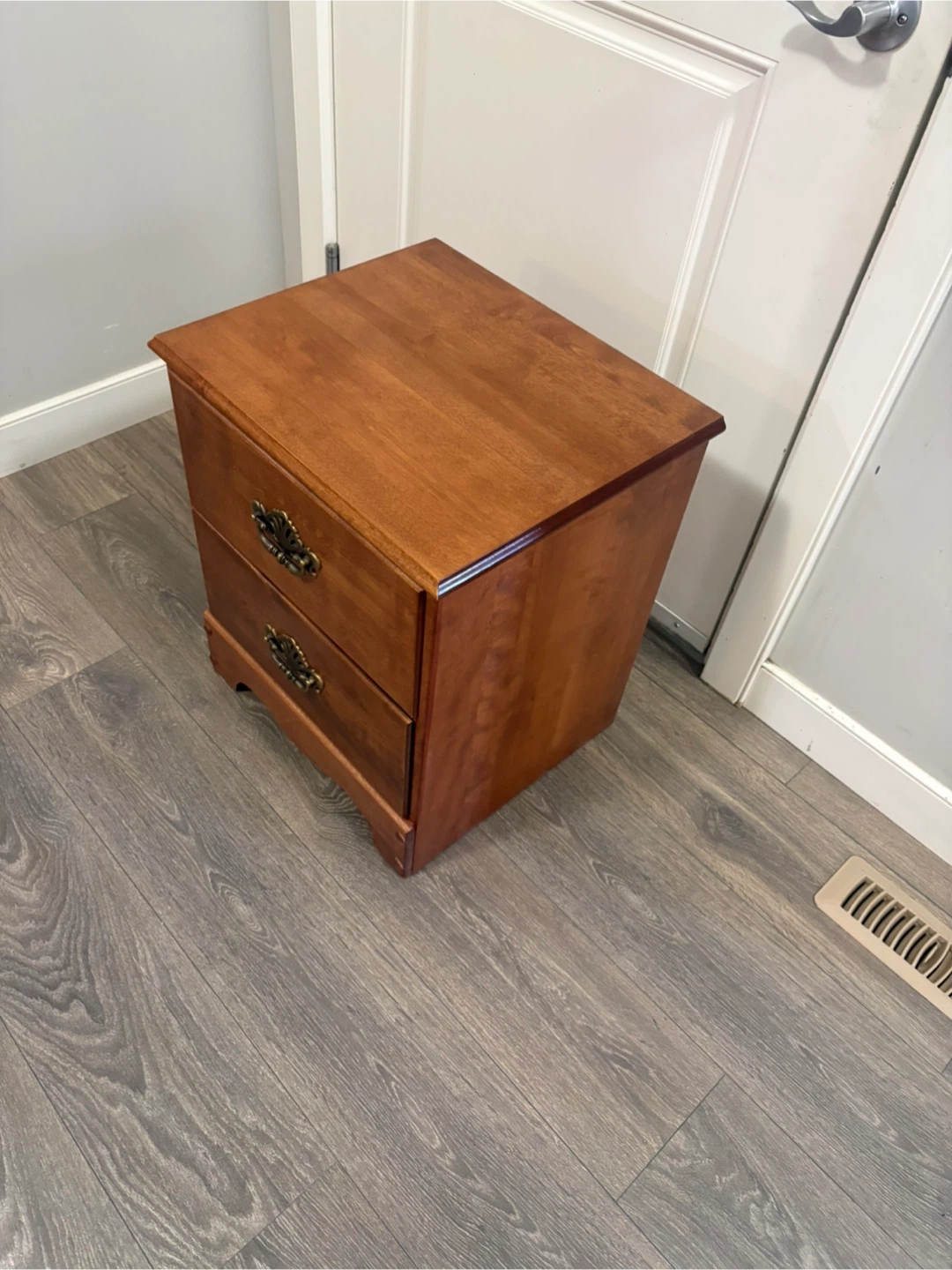 Solid wood Nightstand - photo 4