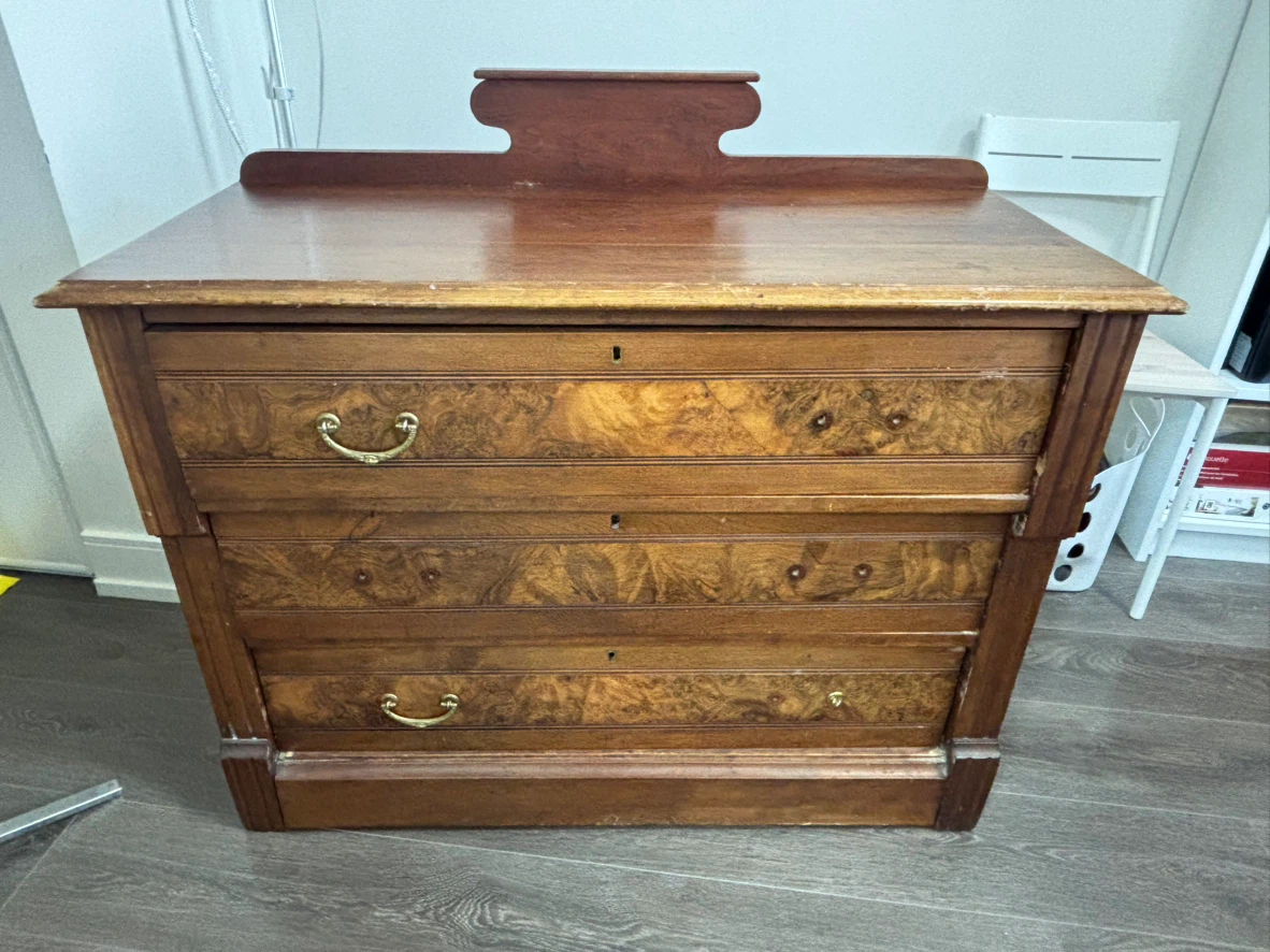 Vintage Wooden 3-Drawer Wood Dresser