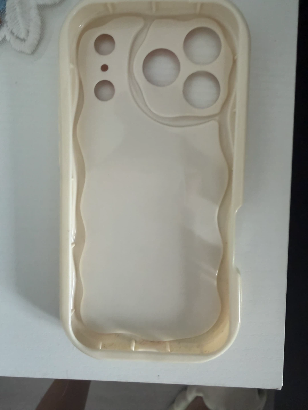 Butterflies & Flowers Phone Case - photo 2