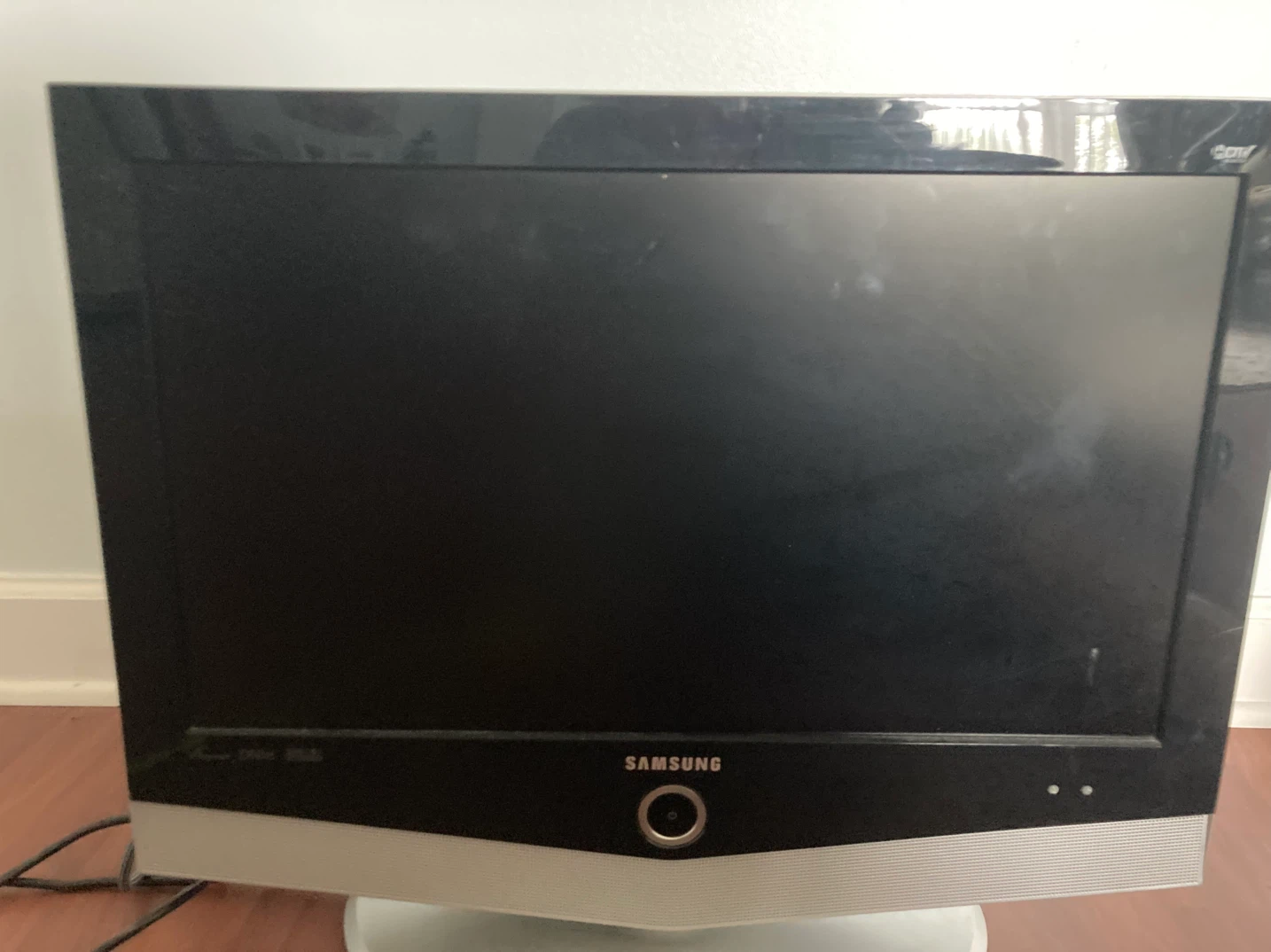 Samsung 20-inch LCD TV