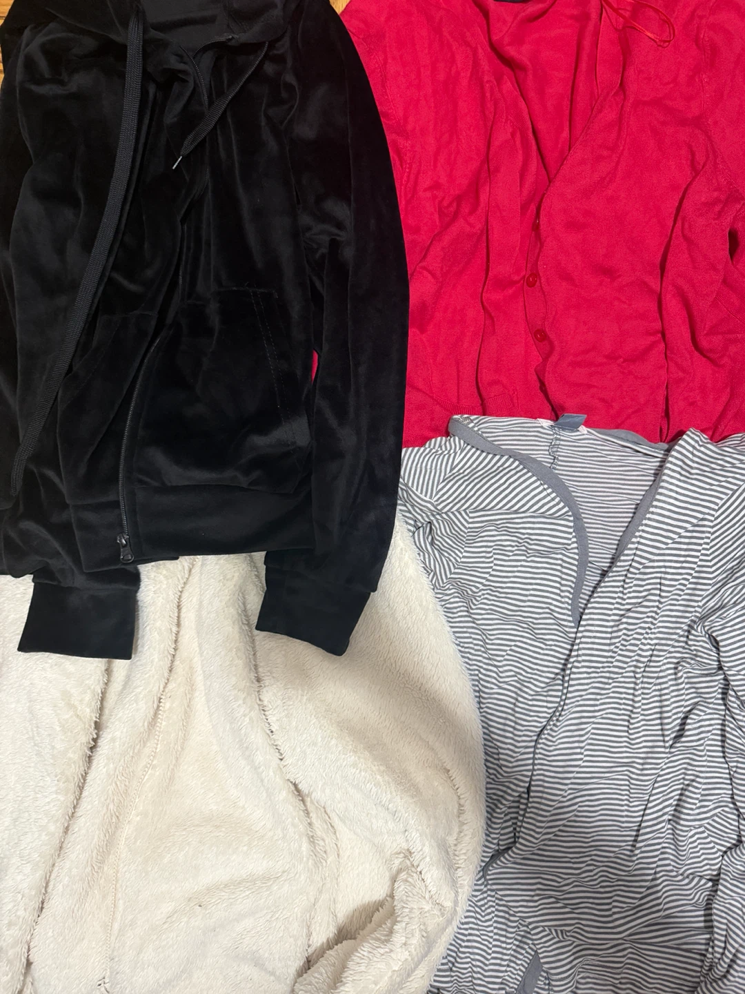 Women’s clothing bundle - photo 4