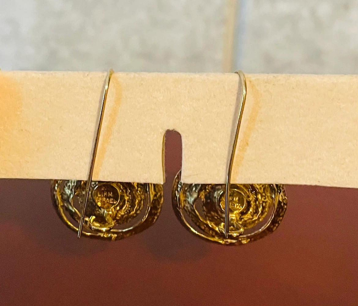 Gold and Pearl earrings - photo 2