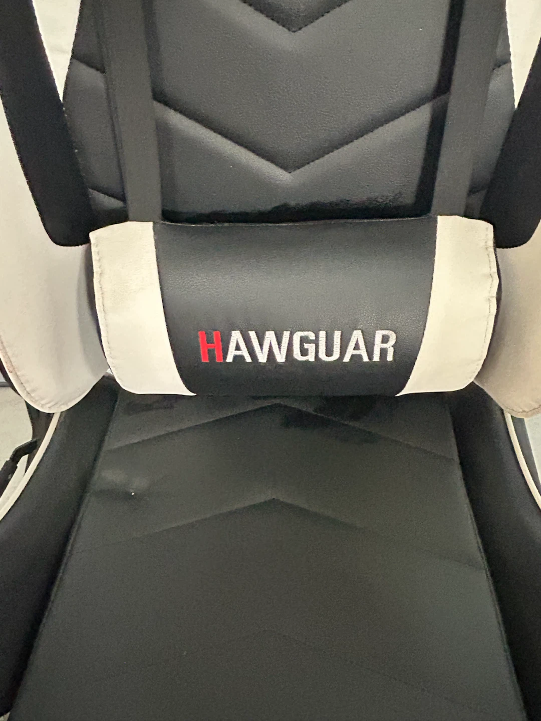 HAWGUAR Gaming Chair - Black and White - photo 3