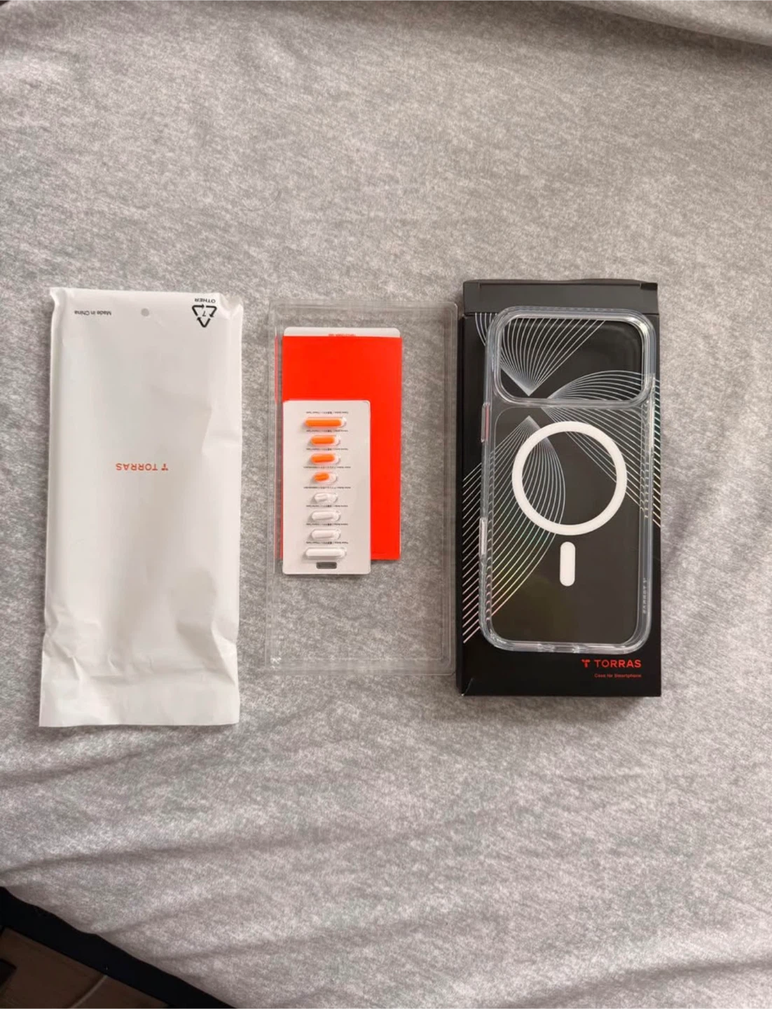 TORRAS iPhone 17 Pro Max Case with Screen Protector Kit
