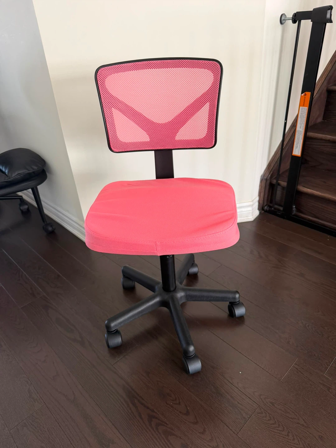 Pink Mesh Office Chair