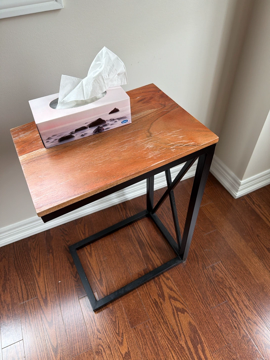 C-Table Side Table