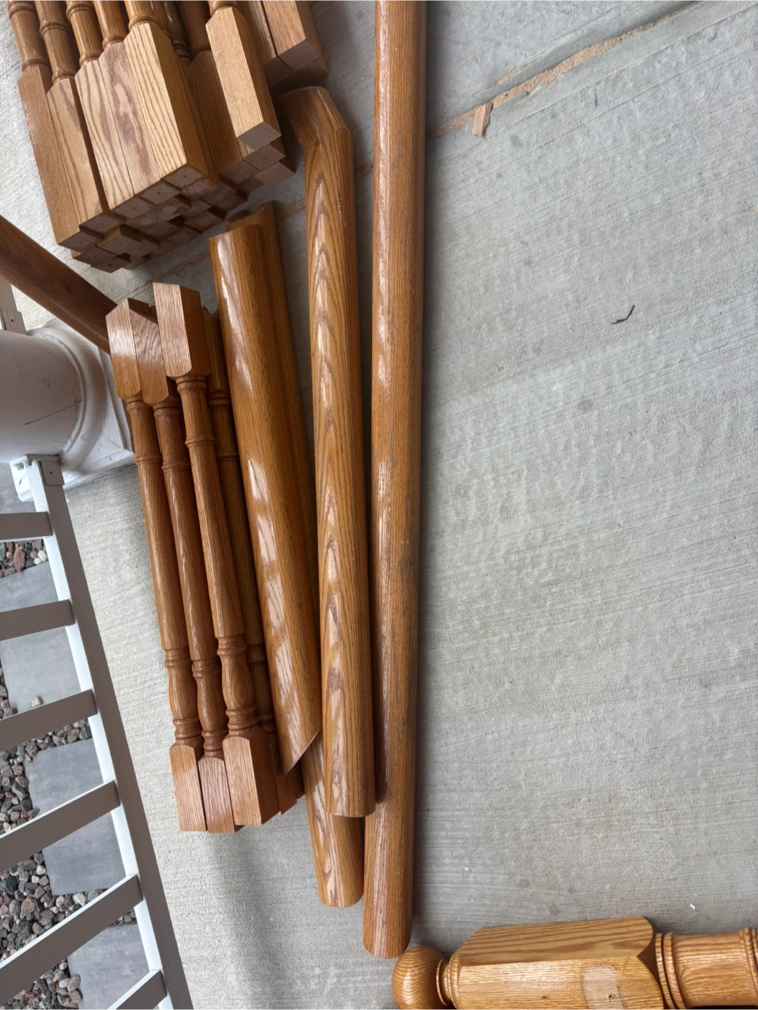 Wooden Stair Spindles - Solid Oak - photo 3