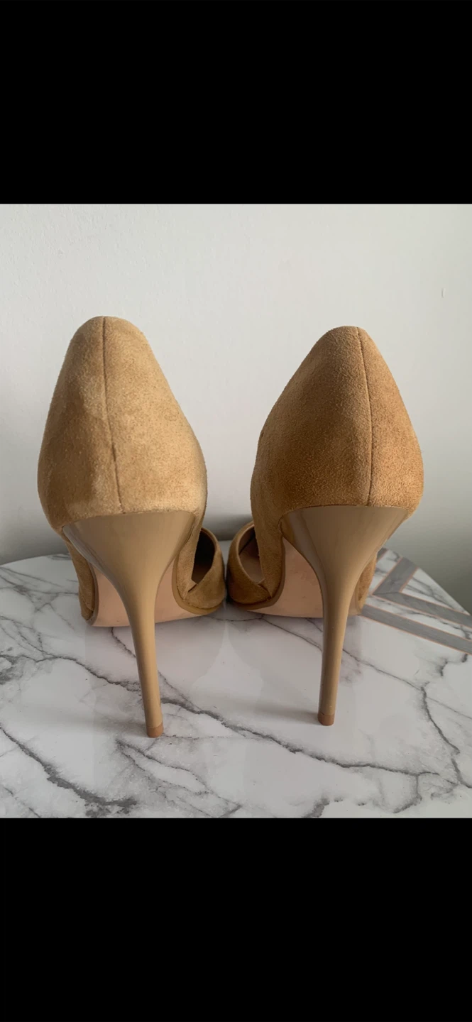 LIKE NEW! Steve Madden Suede Camel/Tan D'Orsay Pumps - photo 4