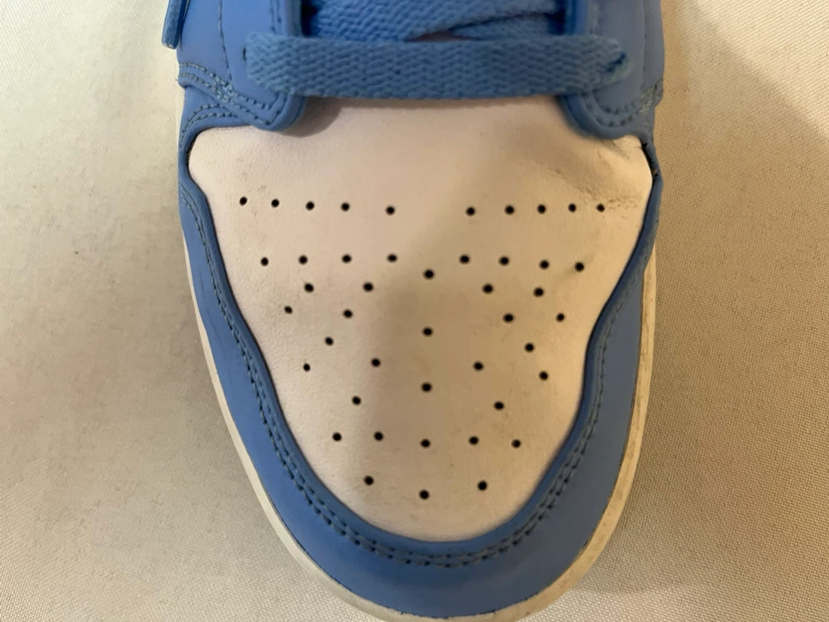 10.5 - Nike Air Jordan - Ladies Low Cut Sneakers - photo 4