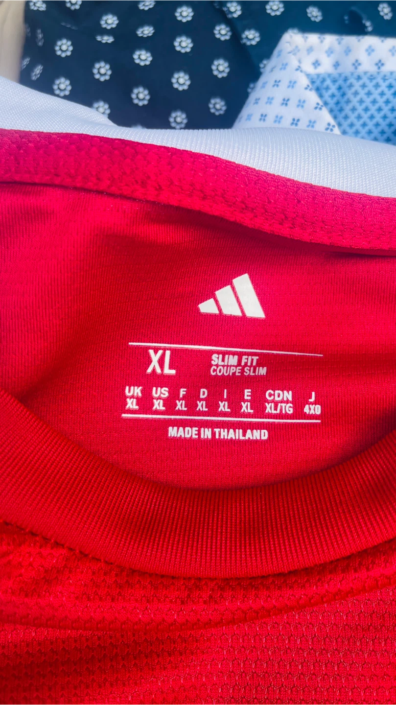 Adidas Liverpool FC Jersey XL fits like medium - photo 2