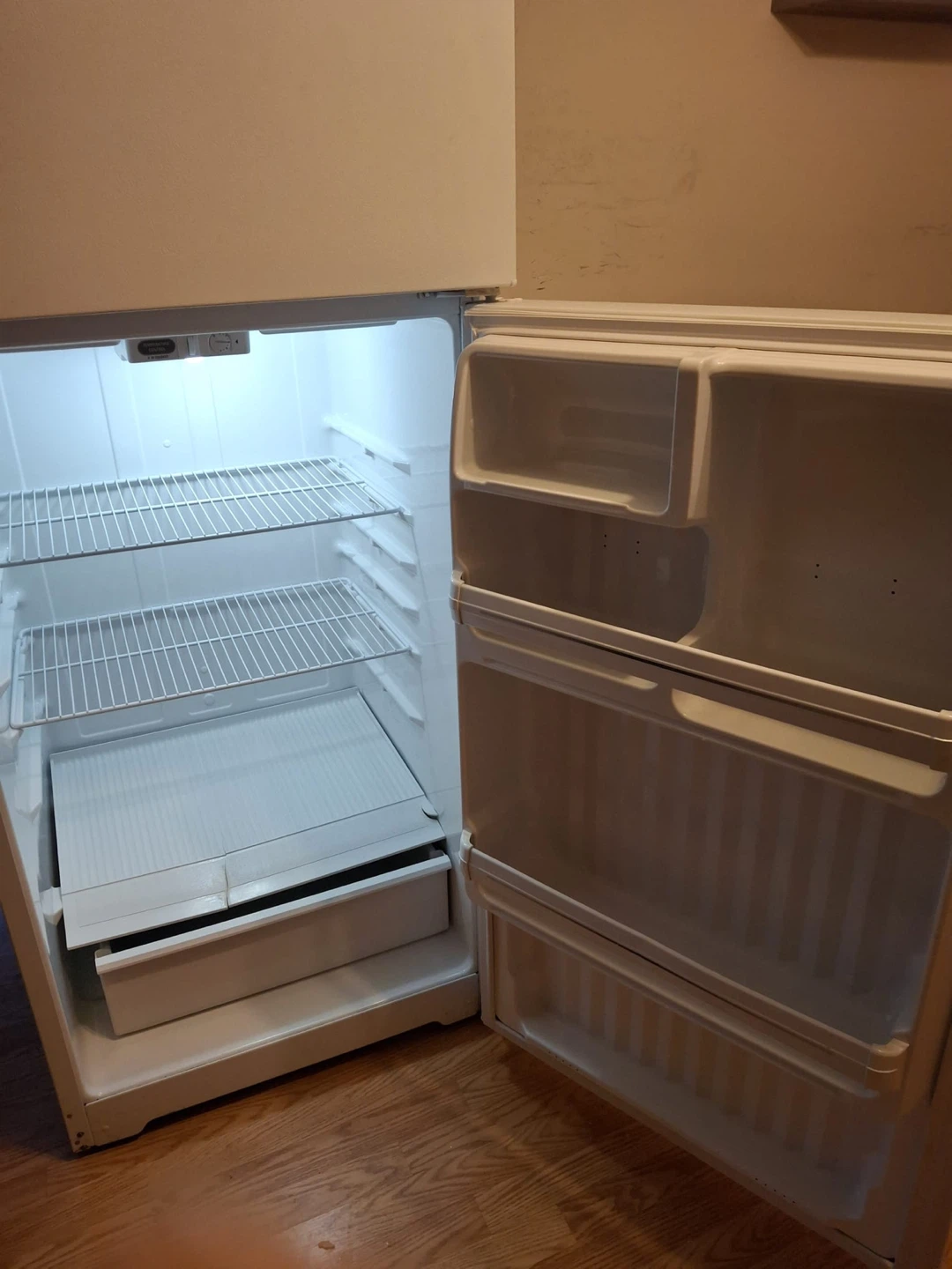 White GE Refrigerator - photo 2