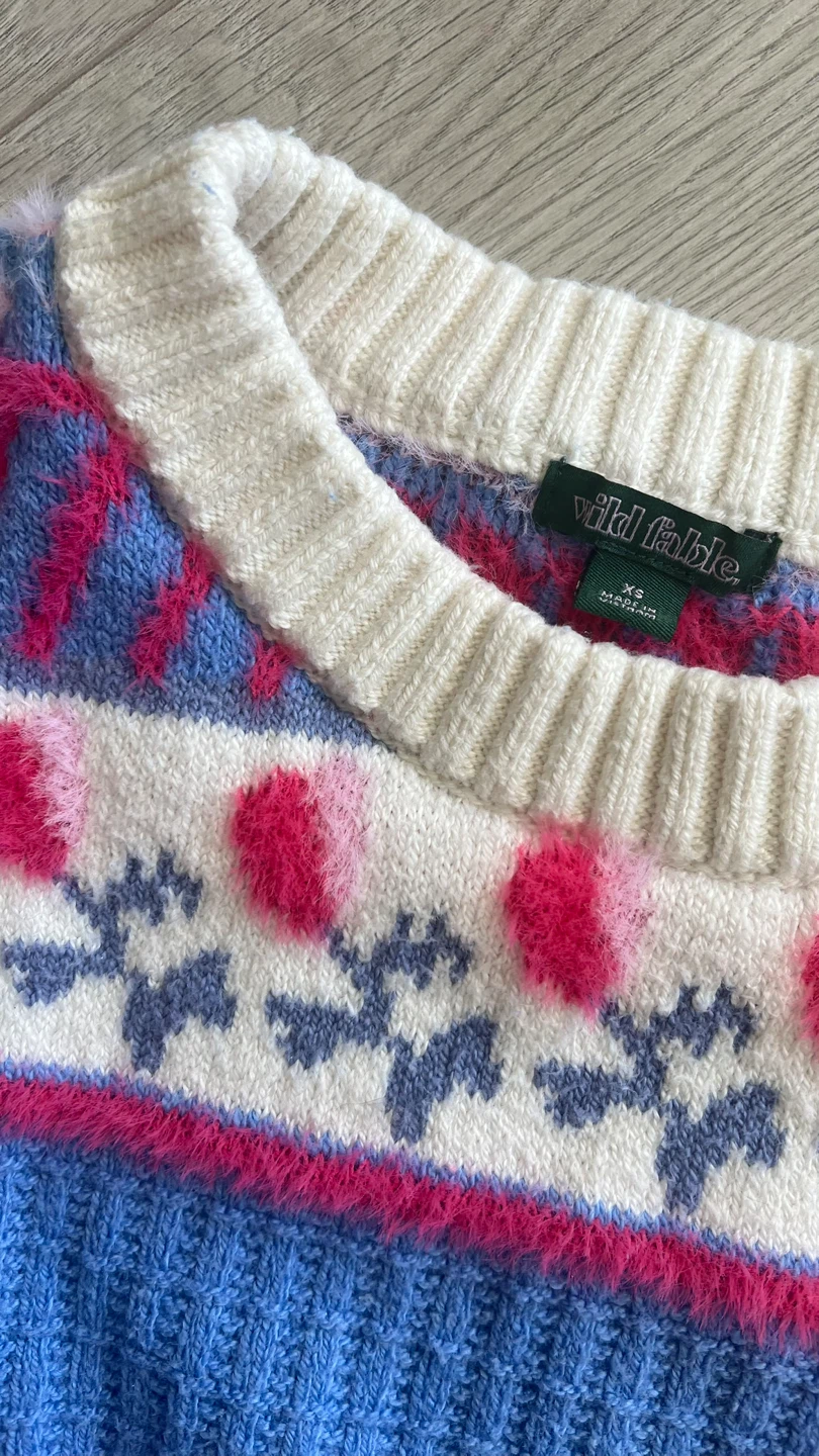 Women's Sweater - photo 2