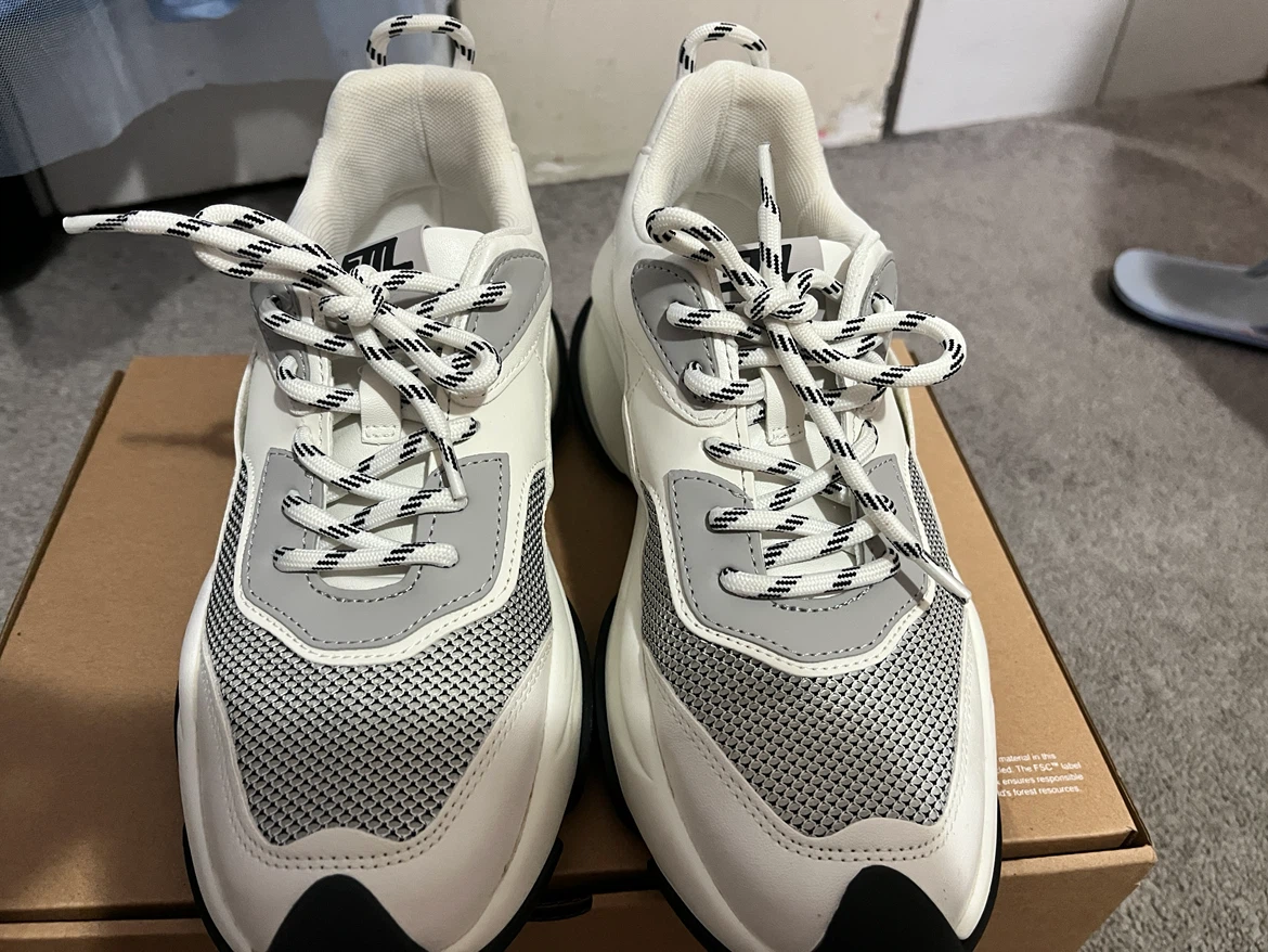 Steve Madden White & Grey Chunky Sneakers - photo 3