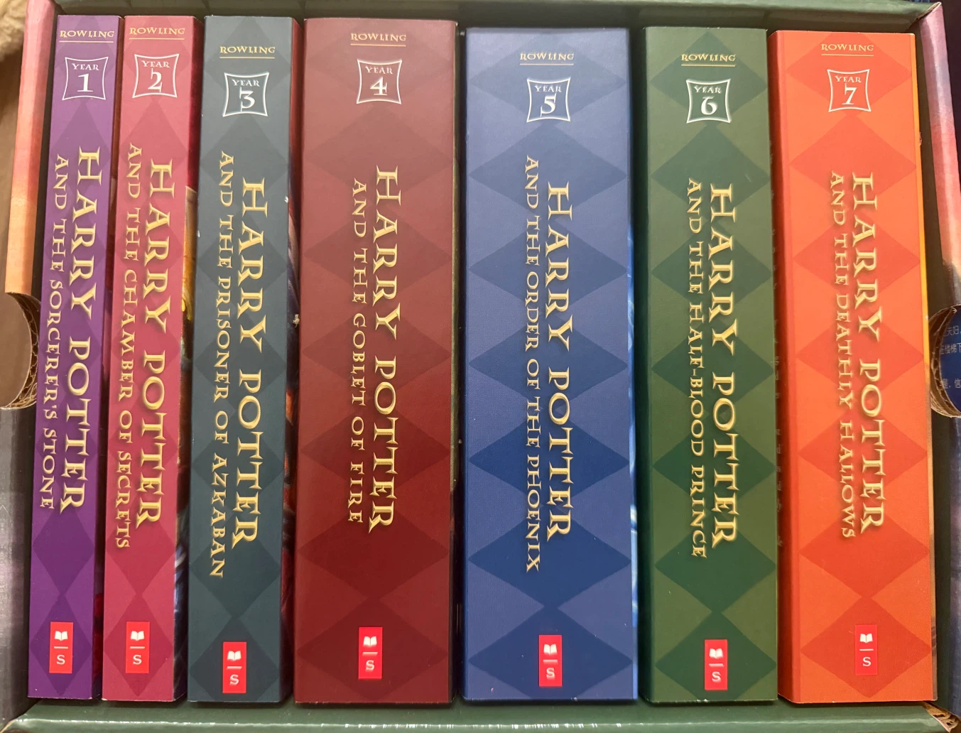 Harry Potter Books 1–7 Paperback Box Set