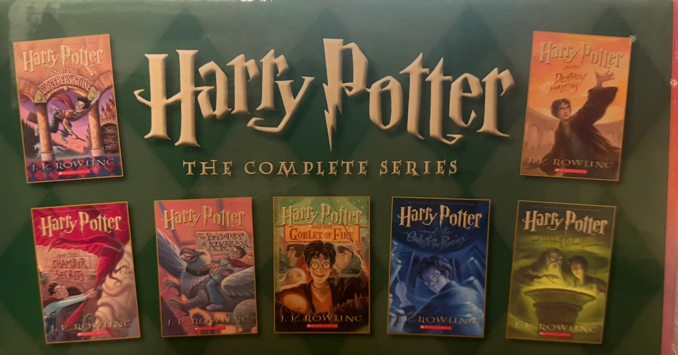 Harry Potter Books 1–7 Paperback Box Set - photo 2