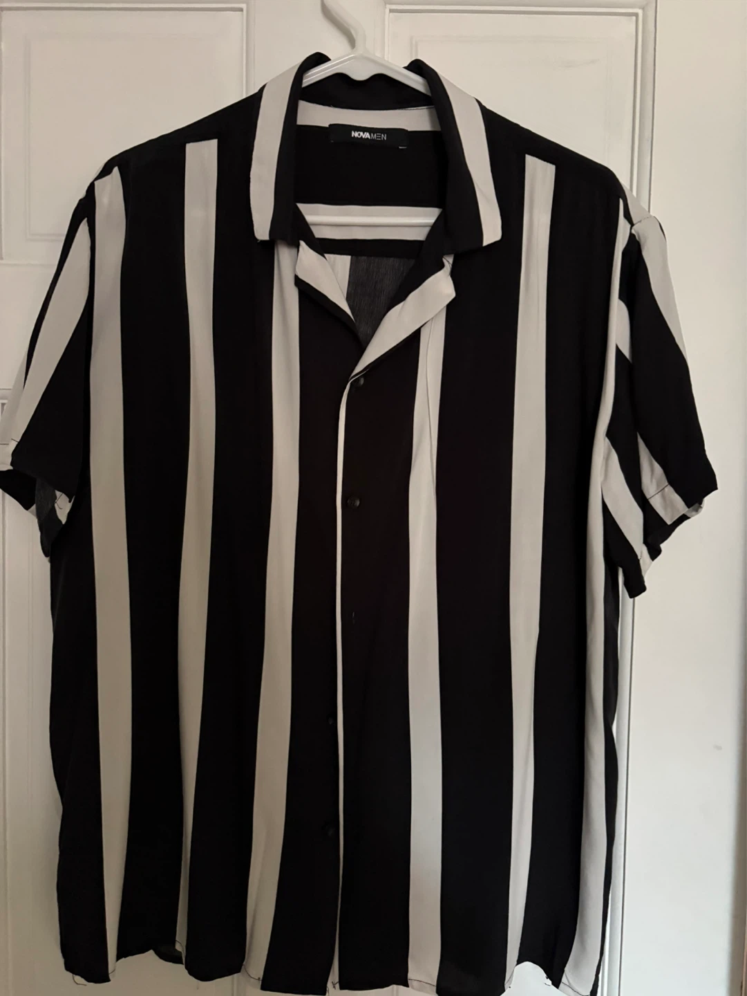 NovaMEN Black & White Striped Short Sleeve Shirt