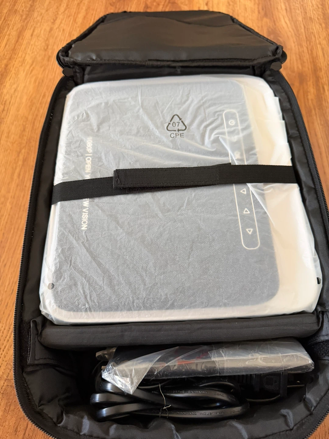 FHD 1080P Projector with Carrying Case - photo 2
