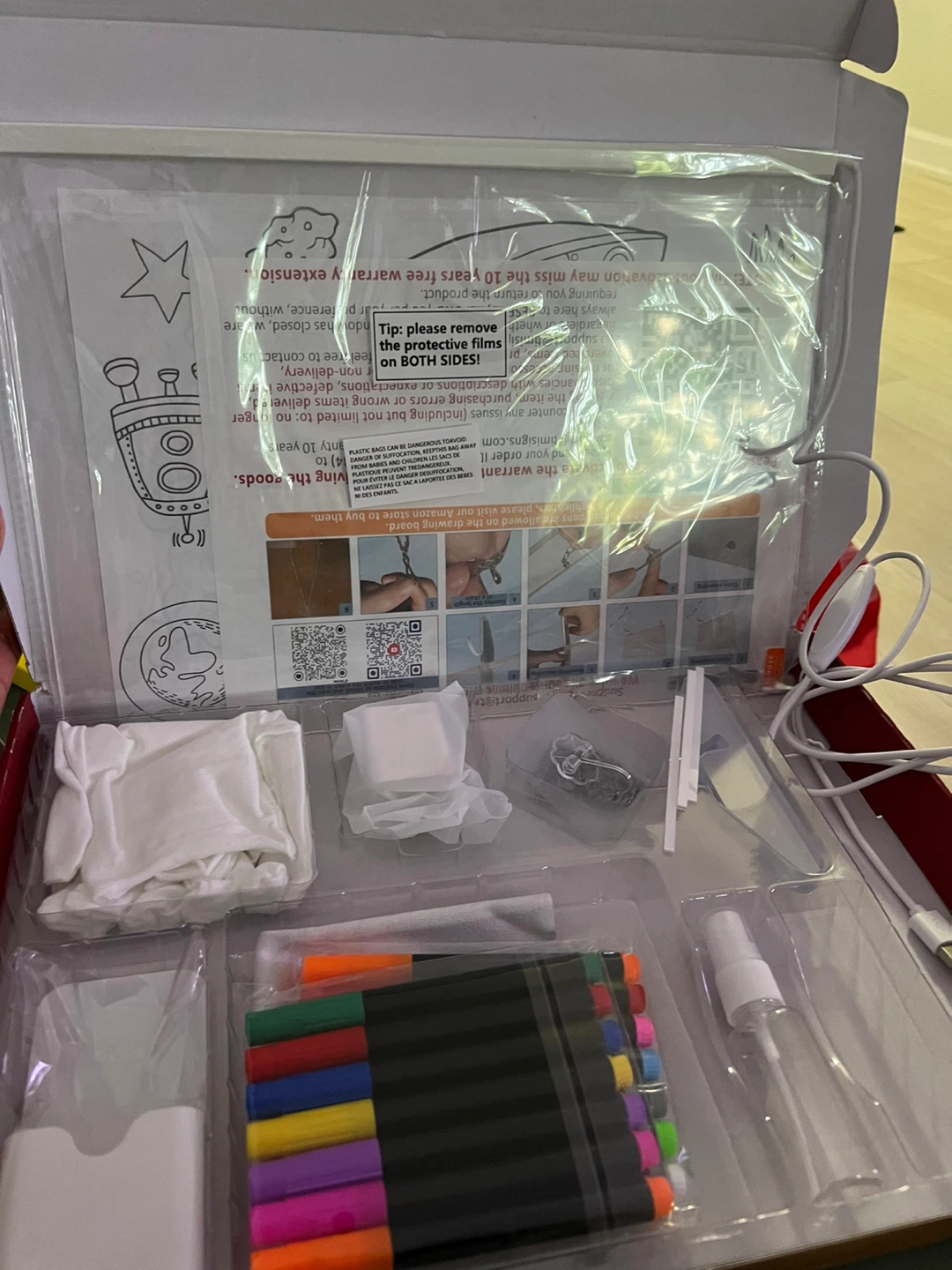 Art Kit with Markers and Spray Bottle