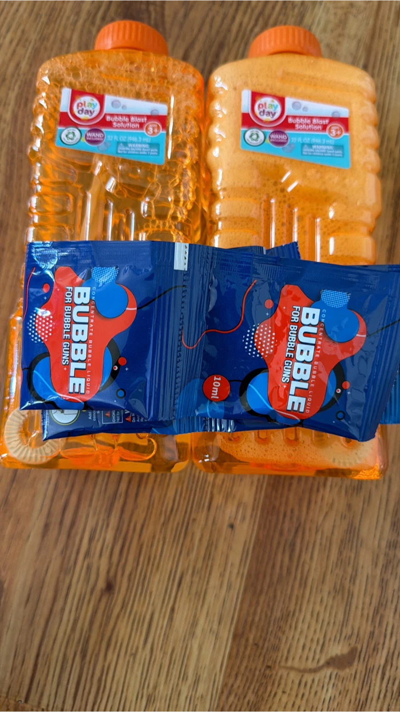 Play Day Bubble Blast Solution (2 x 32oz Bottles)