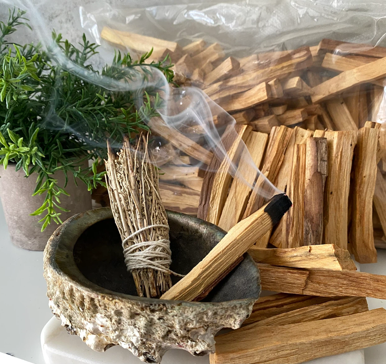 Palo Santo Incense Holy Wood Natural Cleansing & Aromatherapy 🌿 - photo 2